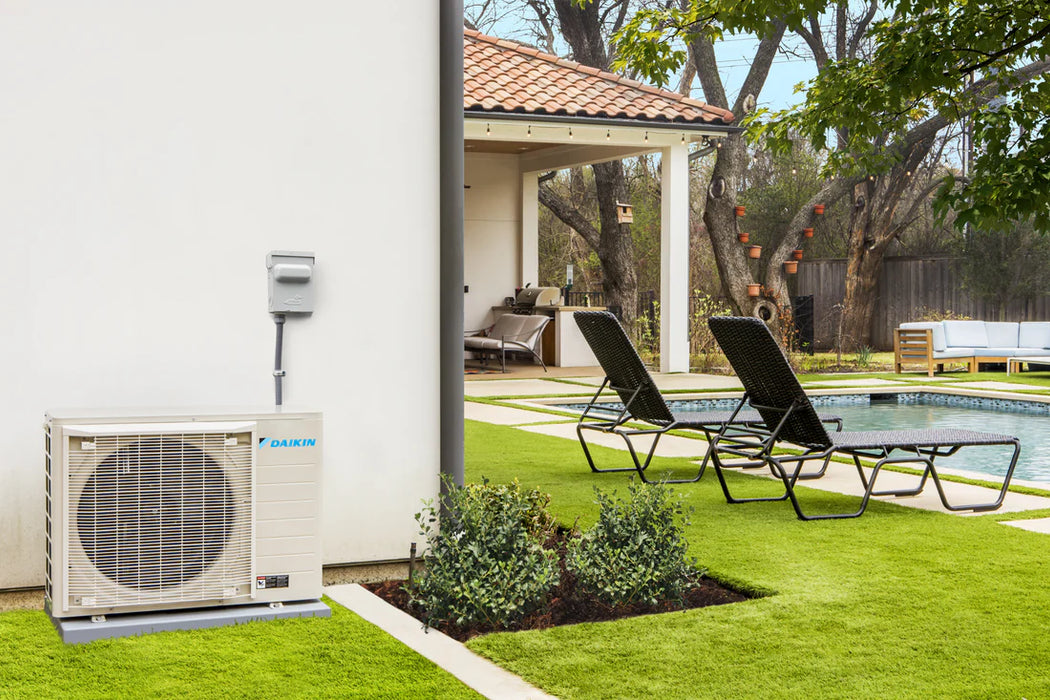 Daikin Oterra Series 12000 BTU 21 SEER2 Single Zone Ductless Mini Split Heat Pump System - R32