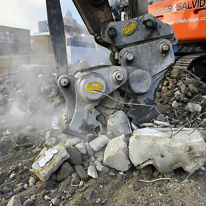 Geith Excavator Concrete Crusher
