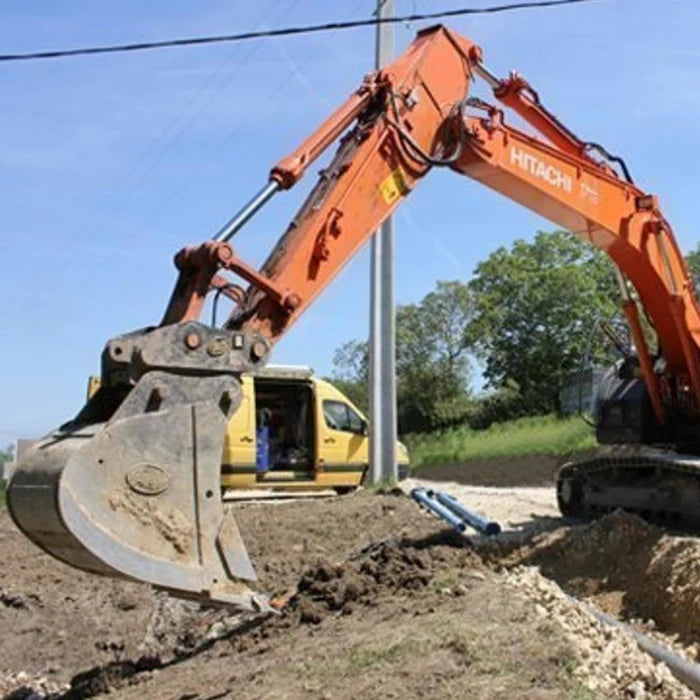 Geith Heavy Duty Digging Bucket For Excavators and Mini Excavators